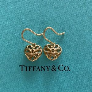 Tiffany & co. 18k gold filigree heart earrings